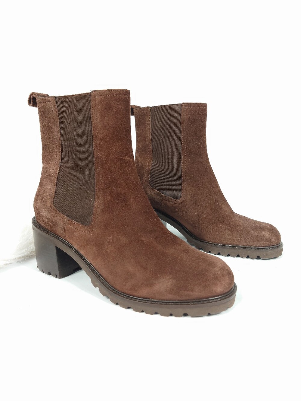 Seychelles Brown Suede Chelsea Boots Size 9 Lug Sole Block Heel